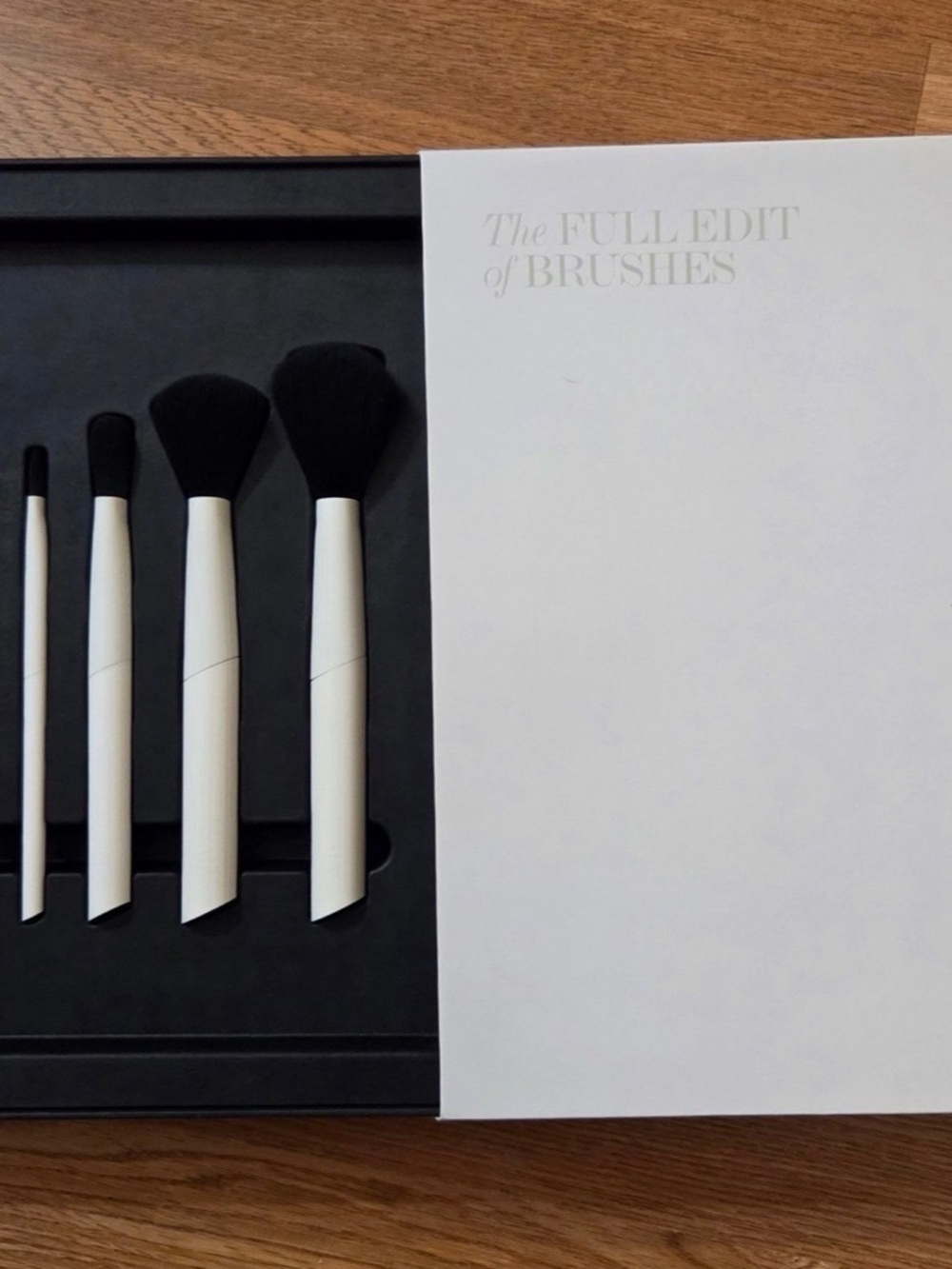 Zara Black & White Makeup Brush Set